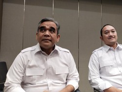 Kampanye Perdana, Kubu Prabowo-Gibran Bagi Makan Siang dan Susu Gratis