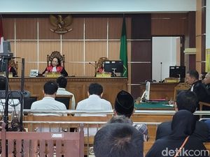 Aniaya Tahanan hingga Tewas, 4 Polisi Banyumas Dituntut 6 dan 7 Tahun Penjara