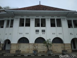 Mengintip Masa Lalu Gedung BAT, Pabrik Rokok Raksasa di Cirebon