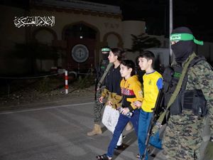 Viral Tawanan Hamas Disebut Kena Stockholm Syndrome, Kondisi Apa Itu?