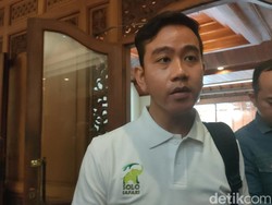 Gibran Keheranan FX Rudy Singgung Rumah Tangga Iriana-Jokowi