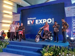 Ambisi RI Jadi Raja Kendaraan Listrik Mulai Terwujud, Ekspor 2.000 Unit ke Malaysia