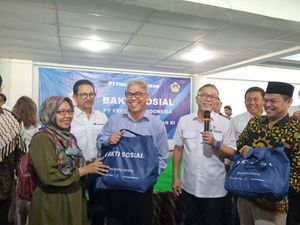 Mendag & Freeport Serahkan 4.000 Paket Sembako untuk Muhammadiyah Gresik