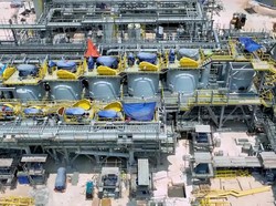 Gokil! Smelter Terbesar Sedunia di Gresik Ini Bisa Produksi 50 Ton Emas