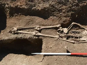 Gadis Ini Dikubur Menghadap Tanah dan Diikat Agar Tak Bangkit