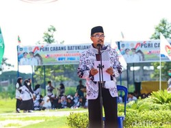 Heboh Ketua PGRI Sebut Pathul Bahri Gubernur NTB 2024-2029 di Hari Guru