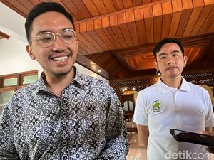Gibran Tunjuk Mangkunegara X Jadi Inspektur Upacara Hari Jadi Ke-279 Solo Gibran Tunjuk Mangkunegara X Jadi Inspektur Upacara Hari Jadi Ke-279 Solo