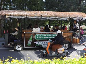 Mengintip Kehidupan Anak Muda China yang Kabur ke Pegunungan Mengintip Kehidupan Anak Muda China yang Kabur ke Pegunungan