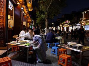Anak Muda di China Makin Banyak yang Nganggur