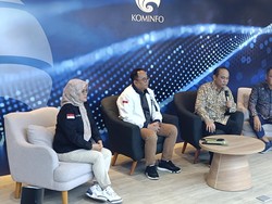 Cuma Beri Stempel, Kominfo Jelaskan Alasan Tak Take Down 96 Hoax Pemilu