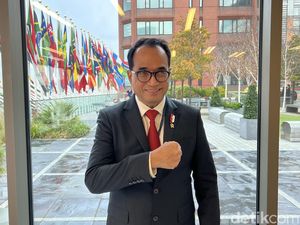 Menhub Buka Opsi Kerja Sama Bikin Kilang Pengganti Avtur dengan Singapura Menhub Buka Opsi Kerja Sama Bikin Kilang Pengganti Avtur dengan Singapura
