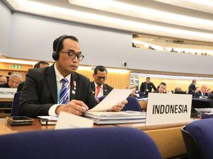 Potret Menhub Bicara Upaya Tekan Emisi Pelayaran di London