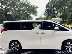 Menhan Prabowo Tiba di Istana Bogor Jelang Rapat Bareng Jokowi