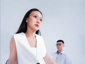 Saturdays Rilis Koleksi Kaca Mata yang Cocok Bagi Pemilik Gaya Hidup Aktif Saturdays Rilis Koleksi Kaca Mata yang Cocok Bagi Pemilik Gaya Hidup Aktif