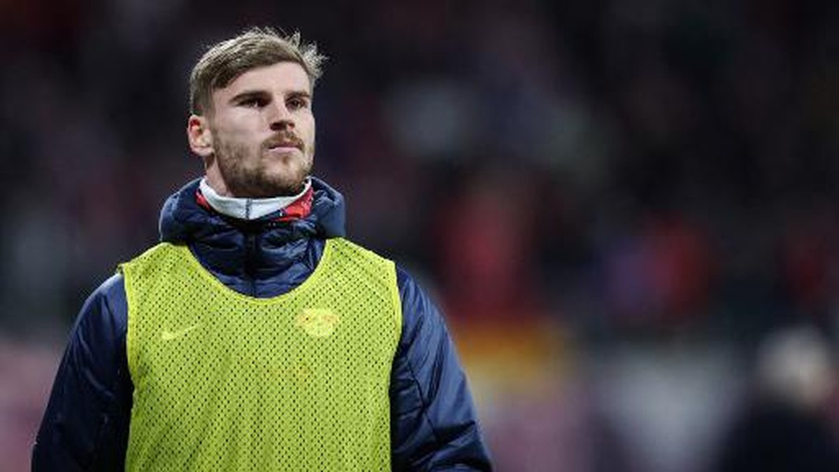 Timo Werner sering menjadi cadangan musim ini. Foto: AFP/RONNY HARTMANN