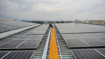 Saatnya Pasang PLTS Atap: Hemat Listrik Juli Ini!