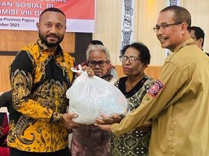 Kemensos-DPR RI Salurkan Bantuan Senilai Rp 201 M ke Masyarakat Papua
