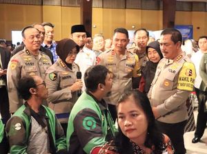 Wakapolri Pimpin Baksos-Bakti Kesehatan dalam Rangka Pemilu Damai di DIY