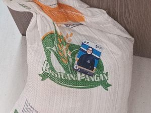 Bantahan Putri Bupati Pinrang Maju Caleg Minta Bantuan Lurah Bagi-bagi Beras Bantahan Putri Bupati Pinrang Maju Caleg Minta Bantuan Lurah Bagi-bagi Beras