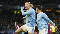 Erling Haaland. Total 50 gol sudah dicetak bomber Norwegia yang main di klub Manchester City ini. Cuma enam di antara gol itu ia buat di timnas. Foto: AP/Dave Thompson