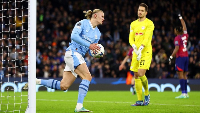 Soccer Football - Champions League - Group G - Manchester City v RB Leipzig - Etihad Stadium, Manchester, Britain - November 28, 2023 Manchester Citys Erling Braut Haaland celebrates scoring their first goal REUTERS/Carl Recine