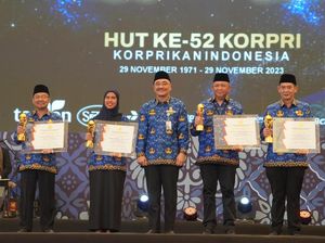 Jaksa Agung Dapat Penghargaan Life Achievement dari Dewan Pengurus Korpri