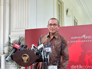 Buntut Cuitan Mikrofon Gibran, Ketua KPU Sebut Roy Suryo Tukang Fitnah Buntut Cuitan Mikrofon Gibran, Ketua KPU Sebut Roy Suryo Tukang Fitnah