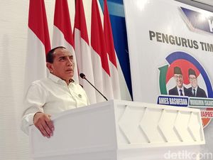 Edy Rahmayadi Minta Tarik Pasukan saat TKD AMIN Cekcok dengan Dishub Medan Edy Rahmayadi Minta Tarik Pasukan saat TKD AMIN Cekcok dengan Dishub Medan