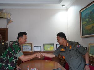 Kodam IX/Udayana Minta Maaf ke Satpol PP Denpasar soal Insiden Penyerangan Kodam IX/Udayana Minta Maaf ke Satpol PP Denpasar soal Insiden Penyerangan