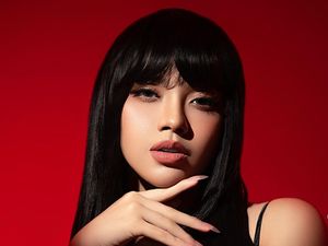 Gaya Lyodra Ginting Tampil Bak Personil BLACKPINK, Sampai Hampir Tak Dikenali Gaya Lyodra Ginting Tampil Bak Personil BLACKPINK, Sampai Hampir Tak Dikenali