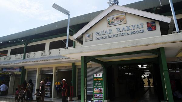 Tuntas Direvitalisasi, Pasar Rakyat Tanah Baru Bogor Kembali Bergeliat