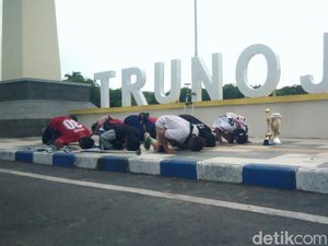 Hebat! Perkumpulan Sepakbola Disabilitas Madura Juarai Piala Menpora 2023 Hebat! Perkumpulan Sepakbola Disabilitas Madura Juarai Piala Menpora 2023
