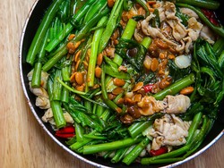 Resep Tumis Kangkung Bumbu Tauco, Renyah Segar Untuk Lauk Makan Siang