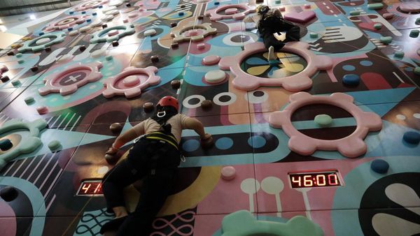 Serunya Bermain di Playground Tertinggi Playtopia