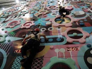 Serunya Bermain di Playground Tertinggi Playtopia Serunya Bermain di Playground Tertinggi Playtopia