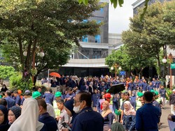 Ribuan Pegawai Kemenkeu Tiba-tiba Berhamburan Keluar, Ada Apa?