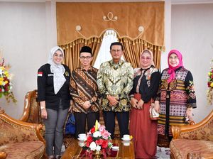 Temui Rektor Unand, Fadel Muhammad: Kita Harap Unand Semakin Maju Temui Rektor Unand, Fadel Muhammad: Kita Harap Unand Semakin Maju