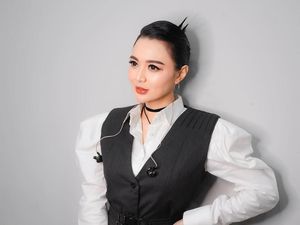Video: Wika Salim Syok sampai Sakit Saat Tahu Uangnya Digelapkan Manajemen Video: Wika Salim Syok sampai Sakit Saat Tahu Uangnya Digelapkan Manajemen