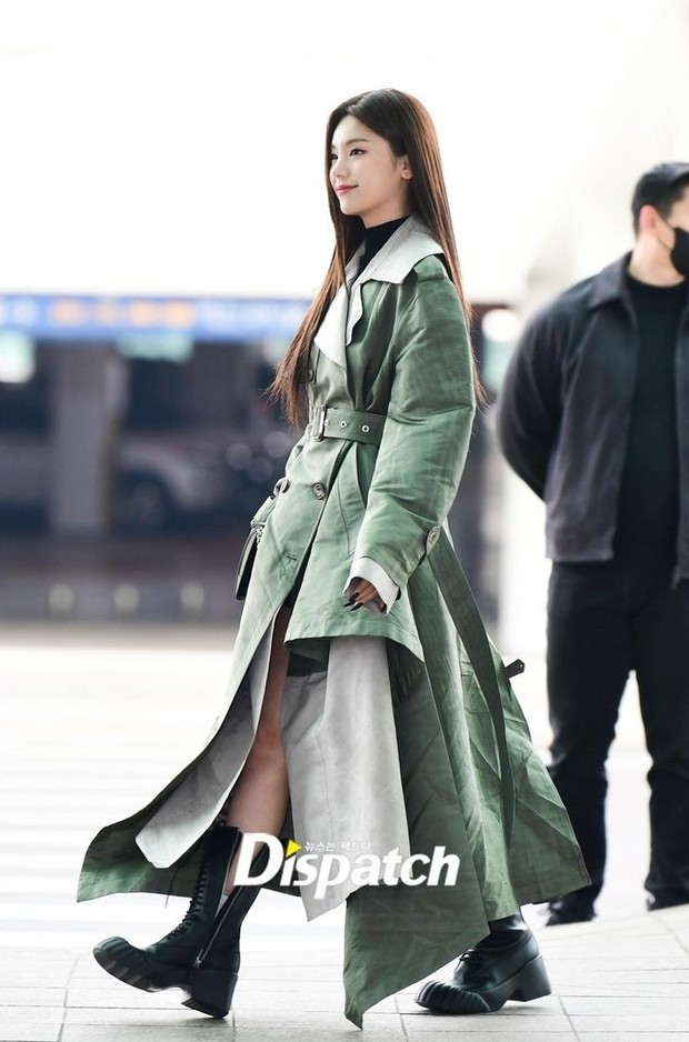 Yeji ITZY airport fashion