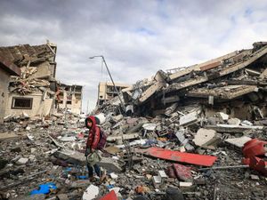 Tragis! 10 Potret Hancurnya Bangunan di Gaza, Ada Sekolah hingga Rumah Sakit