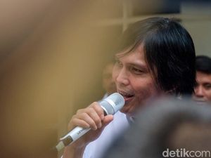 Once Mekel soal Pentingnya Membangun Jiwa dan Raga Anak-anak Once Mekel soal Pentingnya Membangun Jiwa dan Raga Anak-anak