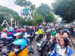 Buruh KBB-Cimahi Mau Mogok Massal dan Tuntut Bey ke PTUN