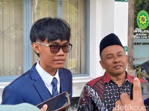 Almas Curhat Gibran Tak Ucapkan Terima Kasih Usai Menangi Gugatan MK Almas Curhat Gibran Tak Ucapkan Terima Kasih Usai Menangi Gugatan MK