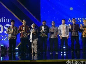 Melihat Kembali Penerima Anugerah Figur Akselerator Pembangunan Melihat Kembali Penerima Anugerah Figur Akselerator Pembangunan
