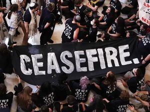 China: Solusi Dua Negara Jadi Kunci Perdamaian Abadi di Timur Tengah China: Solusi Dua Negara Jadi Kunci Perdamaian Abadi di Timur Tengah