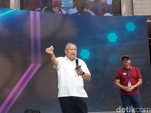 Bos BI Sebut Gen Z cs Semakin Ogah Pegang Uang Kertas Bos BI Sebut Gen Z cs Semakin Ogah Pegang Uang Kertas