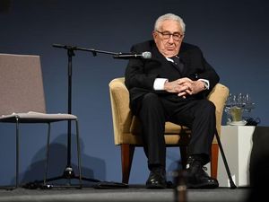 Henry Kissinger, Eks Menlu AS Meninggal Dunia dalam Usia 100 Tahun Henry Kissinger, Eks Menlu AS Meninggal Dunia dalam Usia 100 Tahun
