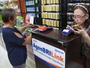 Jadi Andalan Warga Likupang, Agen Bank Ini Catatkan Transaksi Rp 1 M/Bulan Jadi Andalan Warga Likupang, Agen Bank Ini Catatkan Transaksi Rp 1 M/Bulan