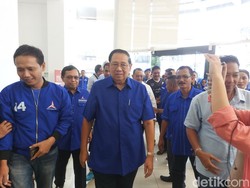 Perdana Turun Gunung di Masa Kampanye, SBY Sambangi Cirebon
