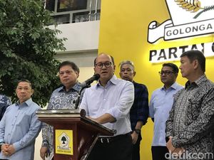 TKN Tegaskan Bantuan Rp 15 M Prabowo ke Koperasi MDS Ikuti Aturan Bawaslu TKN Tegaskan Bantuan Rp 15 M Prabowo ke Koperasi MDS Ikuti Aturan Bawaslu